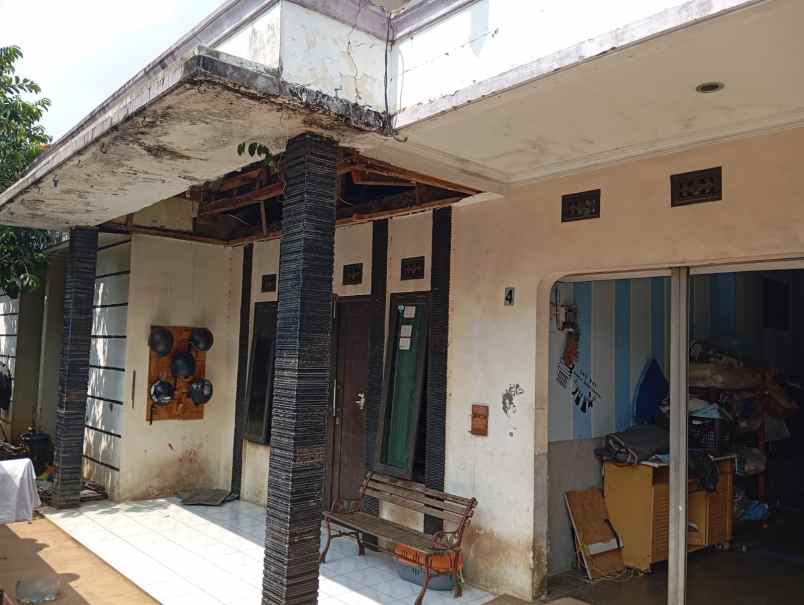 dijual rumah jalan cihanjuang