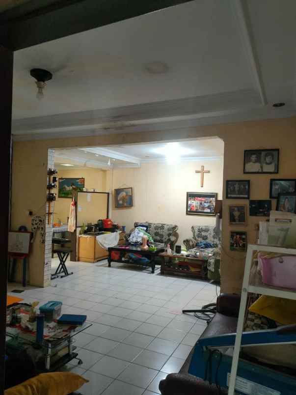 dijual rumah jalan cihanjuang