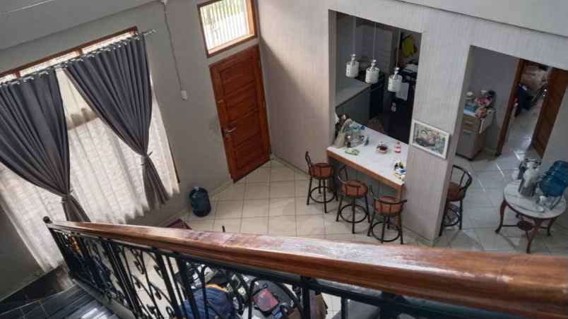 dijual rumah jalan ciumbuleuit kota bandung