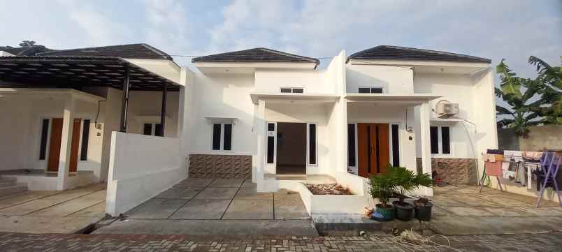 dijual rumah jalan mandor samin cilodong