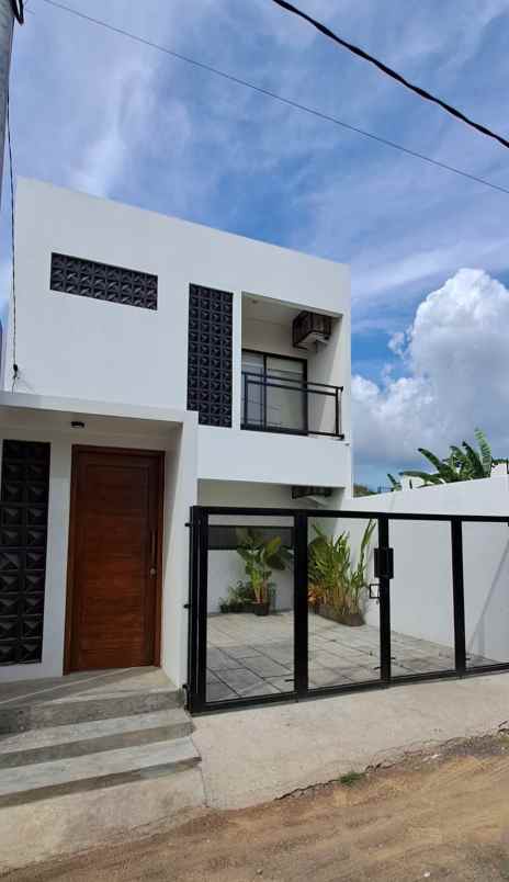 dijual rumah jalan mengwi badung bali