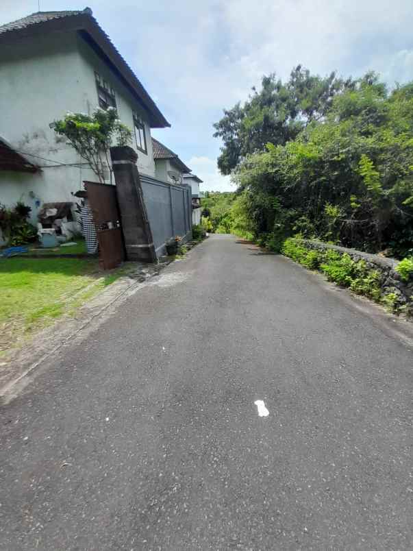 dijual rumah jalan pandawa kuta badung bali