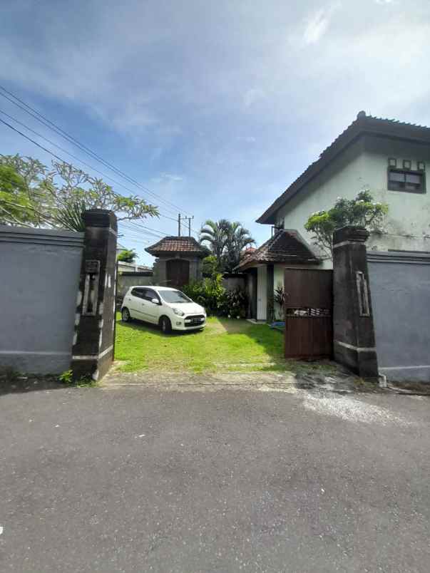 dijual rumah jalan pandawa kuta badung bali