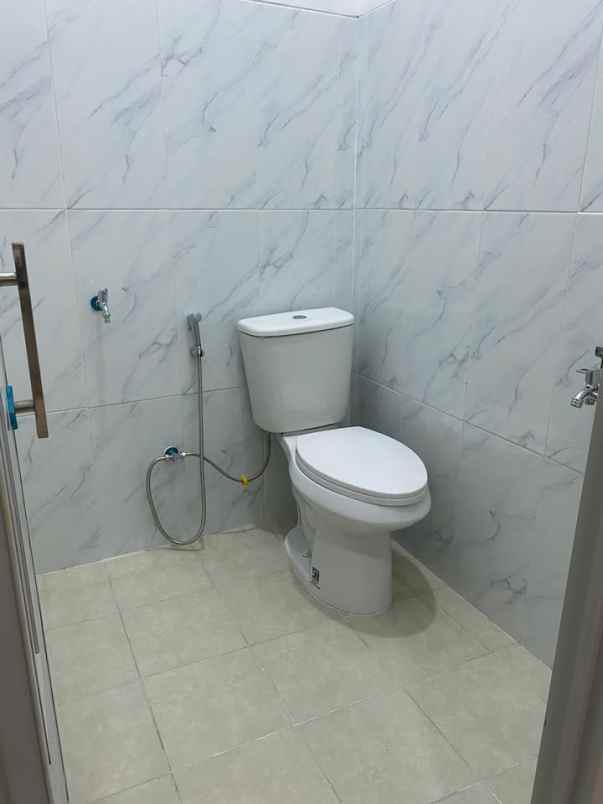 dijual rumah jalan pulau sebeso