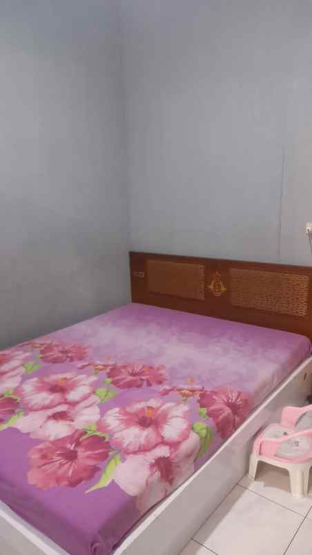 dijual rumah jalan raya salembaran