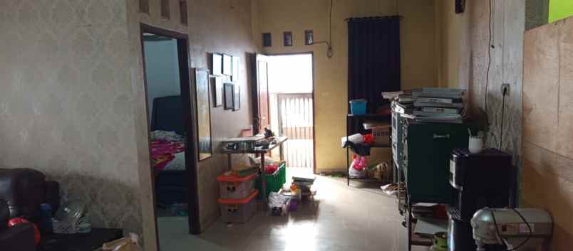 dijual rumah jalan roda hias