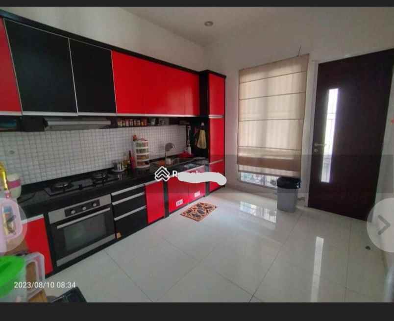 dijual rumah jalan telaga golf espanola