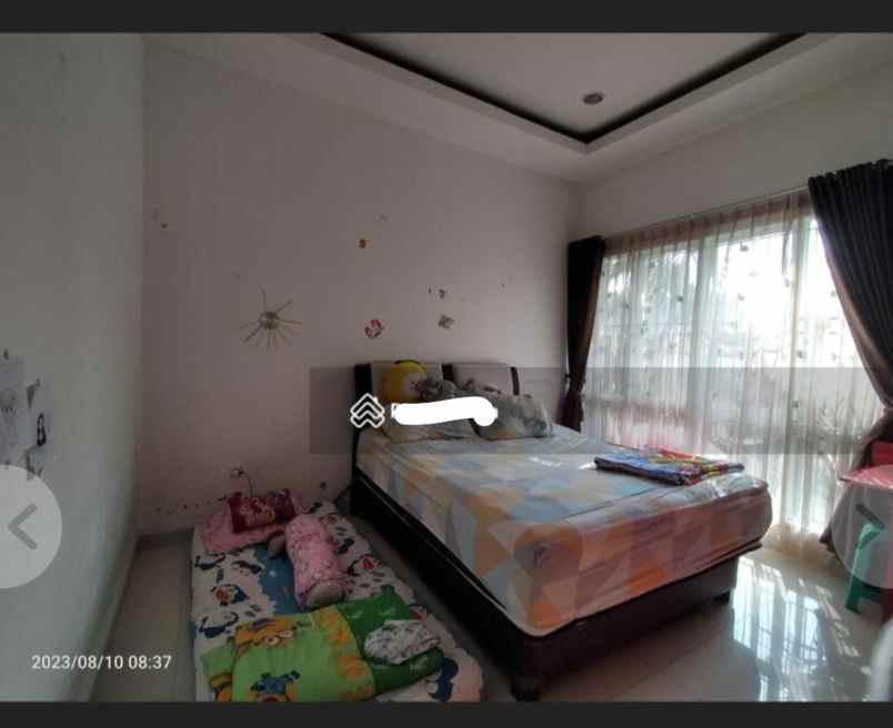 dijual rumah jalan telaga golf espanola