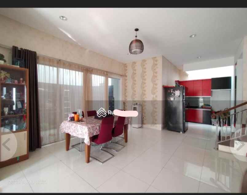 dijual rumah jalan telaga golf espanola