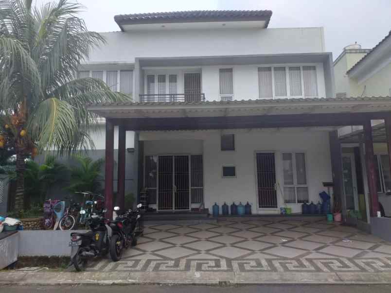 dijual rumah jalan telaga golf espanola