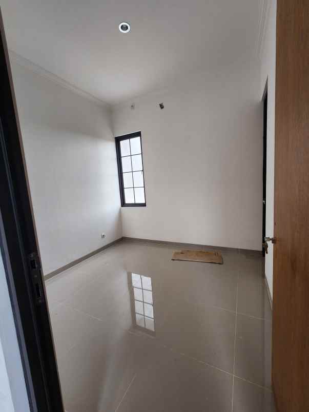 dijual rumah jalan tipar radar