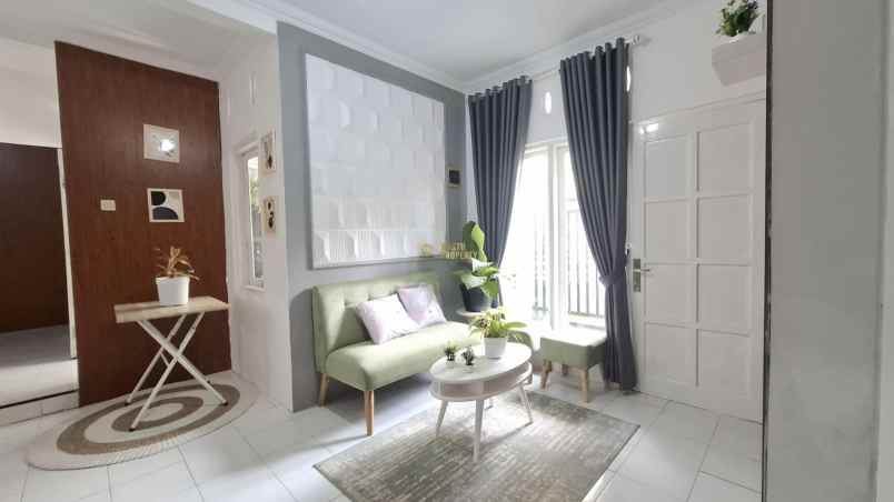 dijual rumah jambidan