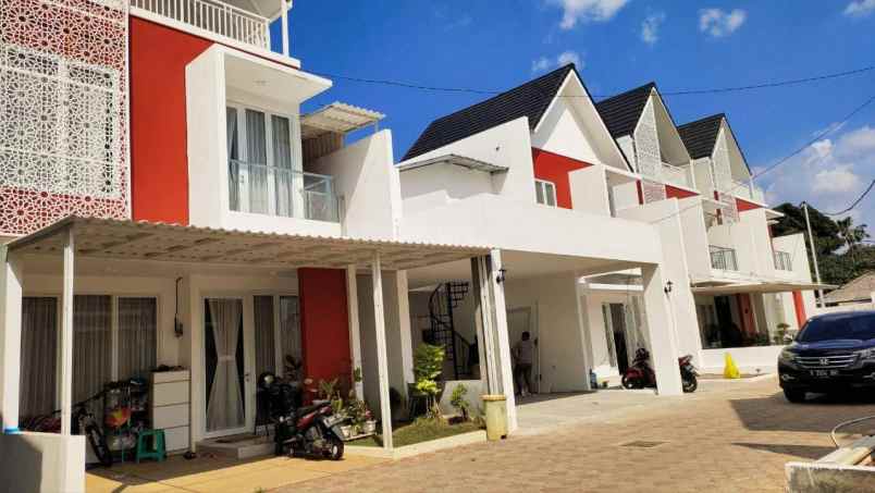 dijual rumah jatibening