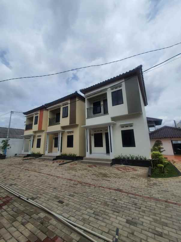 dijual rumah jaticempaka kec pondok
