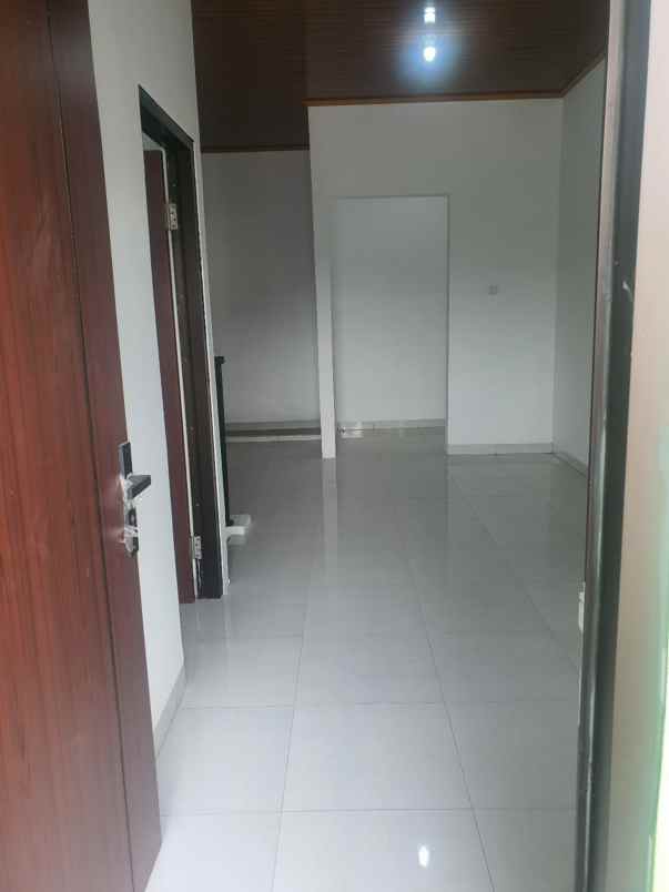 dijual rumah jaticempaka kec pondok