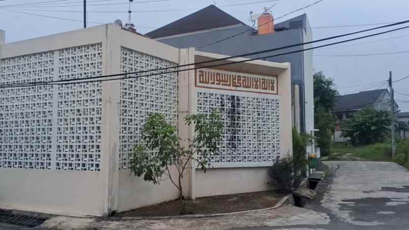 dijual rumah jatiranggon ujung aspal