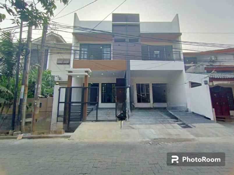 dijual rumah jatiwaringin