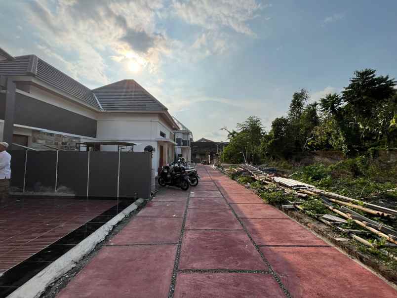 dijual rumah jetis widodomartani