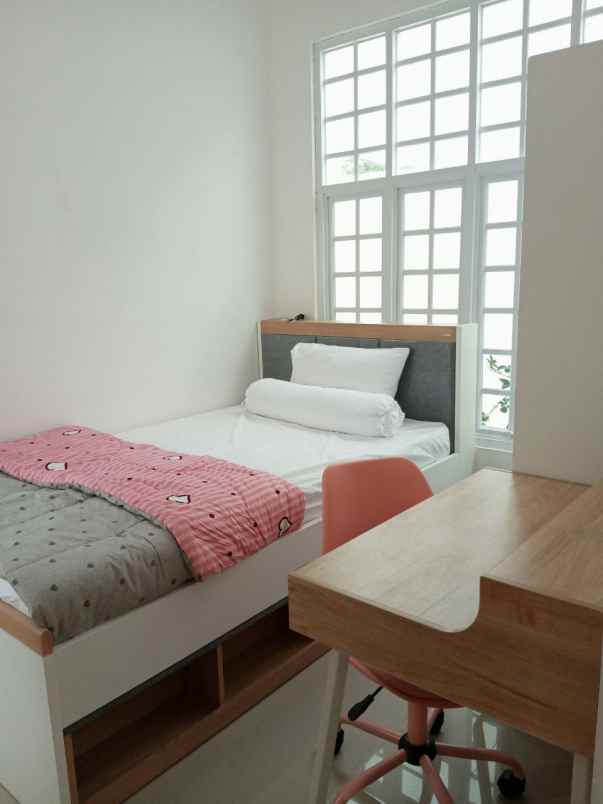 dijual rumah jl alternatif bukit indah