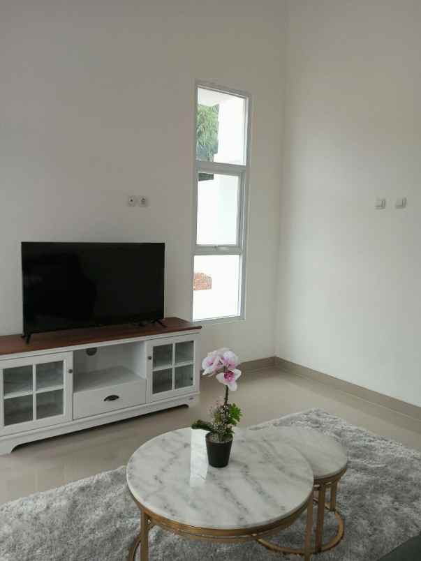 dijual rumah jl alternatif bukit indah