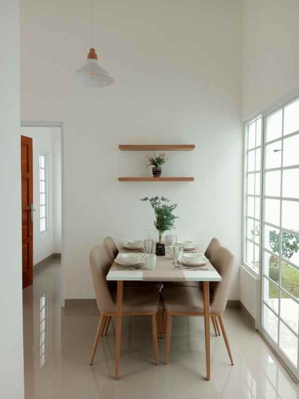 dijual rumah jl alternatif bukit indah