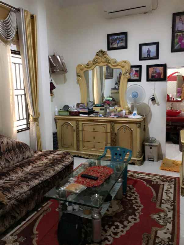 dijual rumah jl asta karya