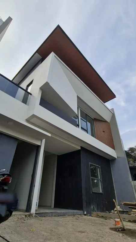 dijual rumah jl batununggal lestari