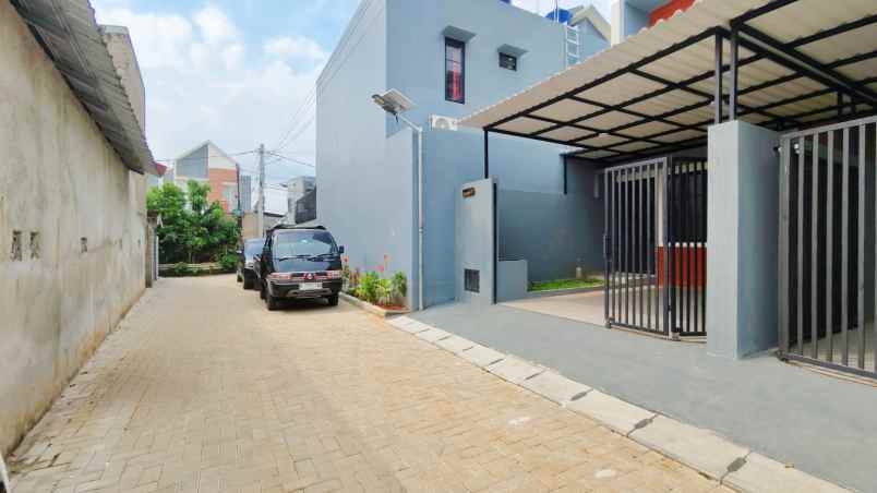 dijual rumah jl bengkong padurenan