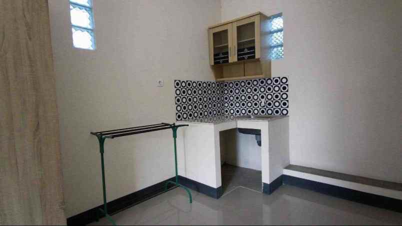 dijual rumah jl cangkuang leles