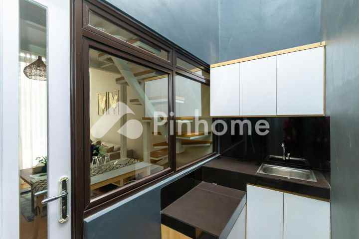 dijual rumah jl cendrawasih tajurhalang