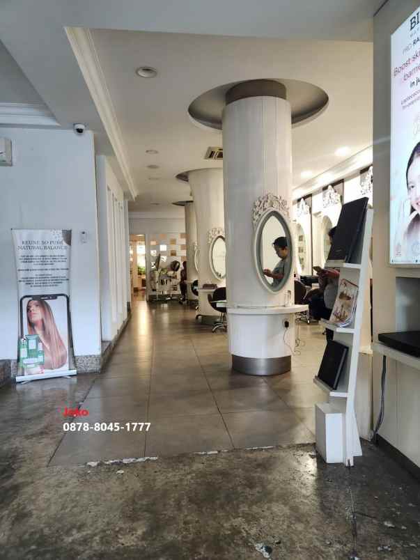 dijual rumah jl cikini raya