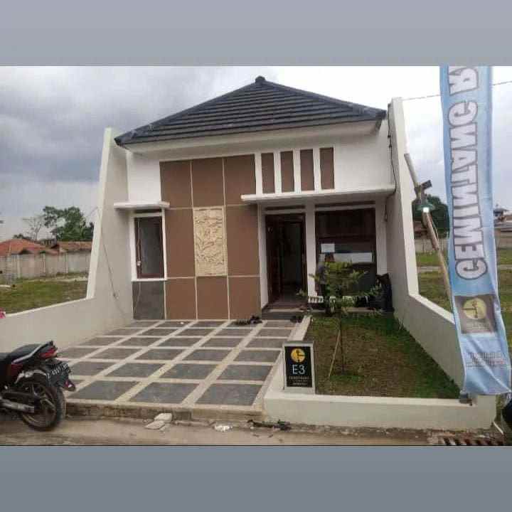 dijual rumah jl cileunyi