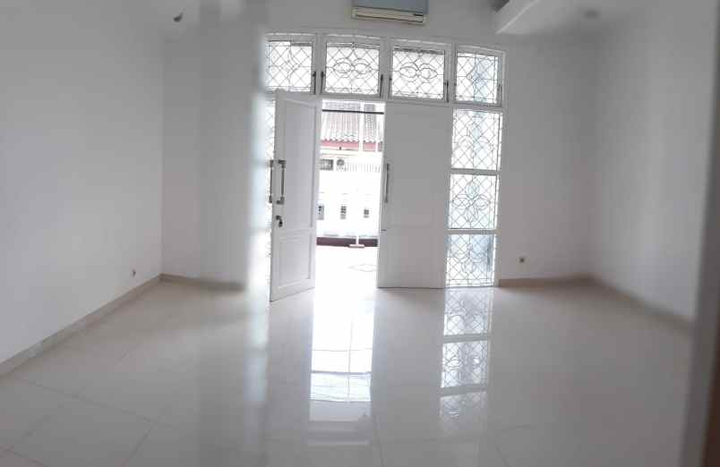 dijual rumah jl cinere raya cinere depok