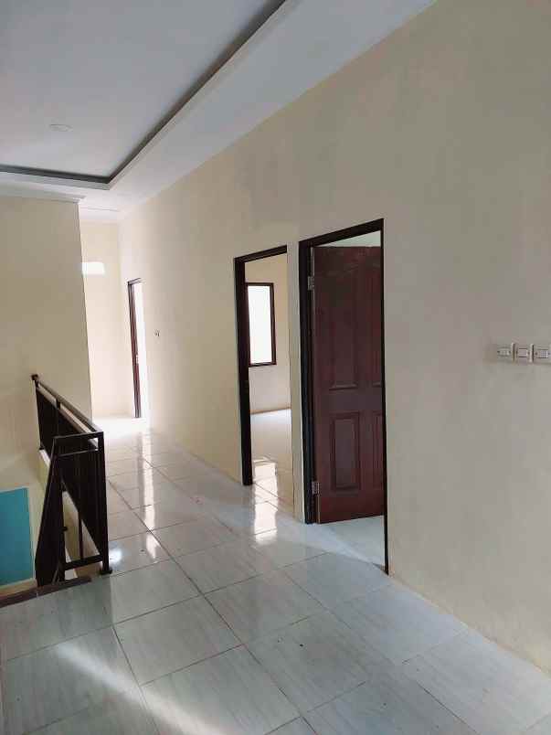 dijual rumah jl dongkal poris rt 002 rw 03