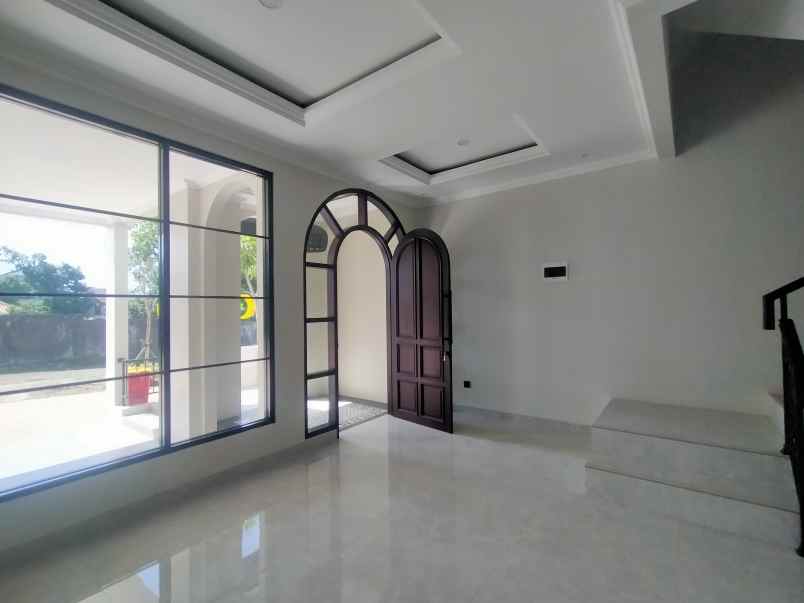 dijual rumah jl durian