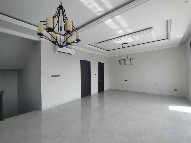 dijual rumah jl durian