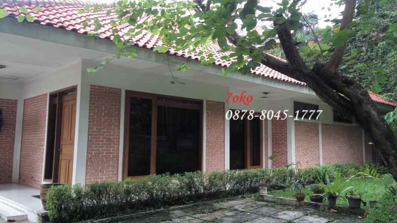 dijual rumah jl gaharu