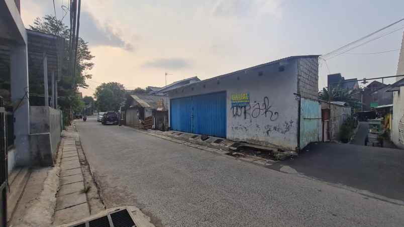 dijual rumah jl h rijin no 5 kelurahan