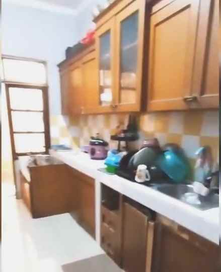 dijual rumah jl h rohimin ulujami