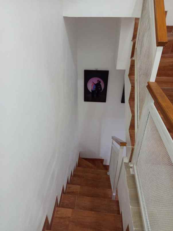 dijual rumah jl juanda kota depok