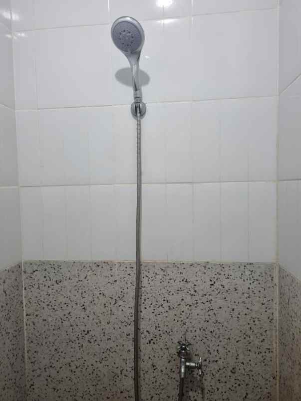 dijual rumah jl juanda kota depok