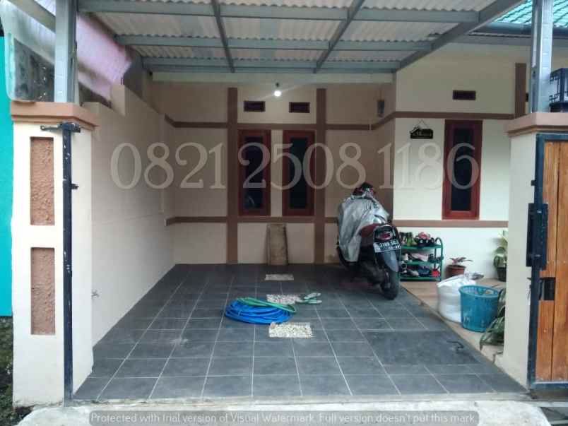 dijual rumah jl karya bakti