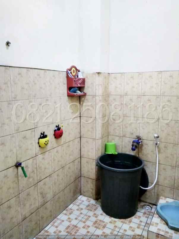 dijual rumah jl karya bakti