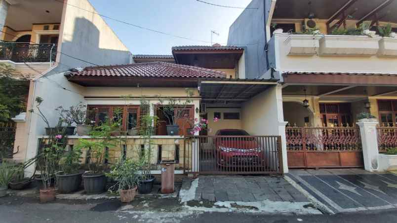 dijual rumah jl komplek palapa pasar