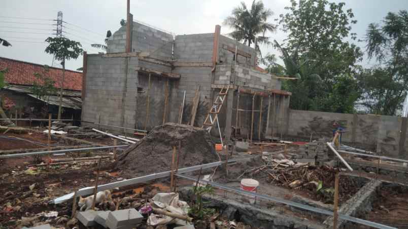 dijual rumah jl lap pratama kp pd miri