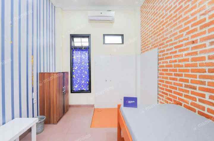 dijual rumah jl pejaten barat pasar