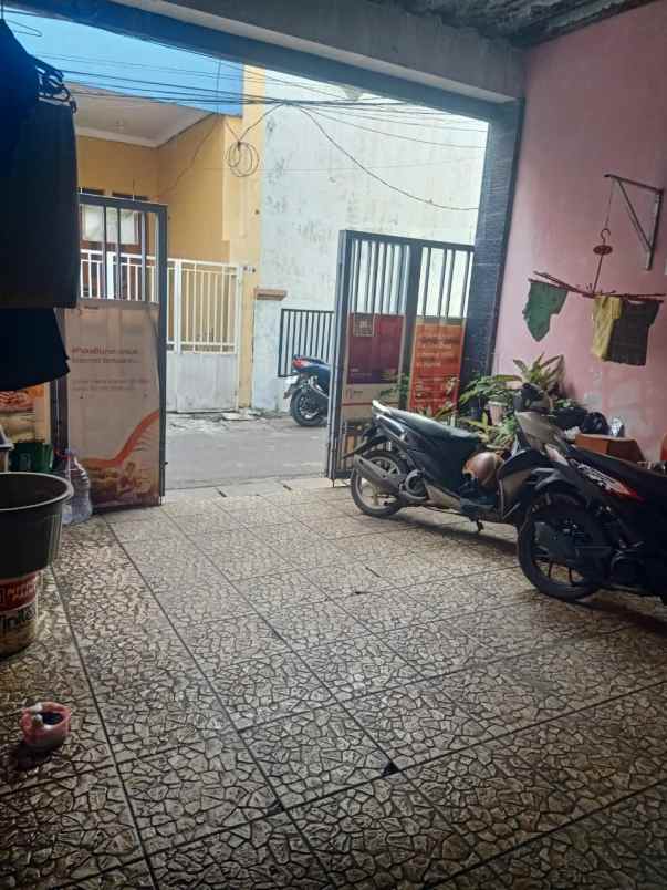 dijual rumah jl penggilingan cakung