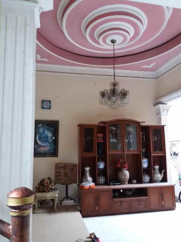 dijual rumah jl pondok bambu raya kec