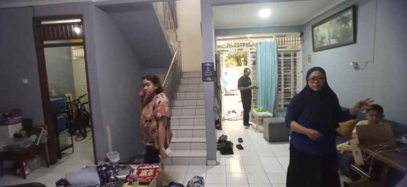 dijual rumah jl pondok kelapa duren