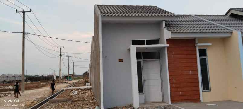 dijual rumah jl raya cikarang sukatani